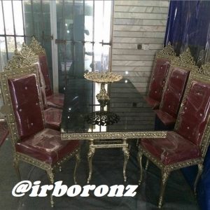 میز ناهار خوری برنجی شش نفره  مدل صندلی مبلی